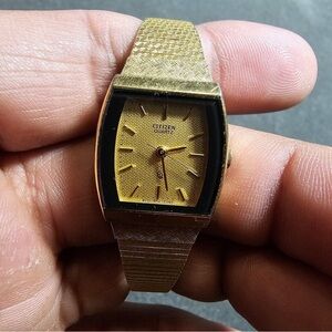 Citizen Quartz Ladies Gold Tone Cocktail Watch Not Working For Parts Or Repair